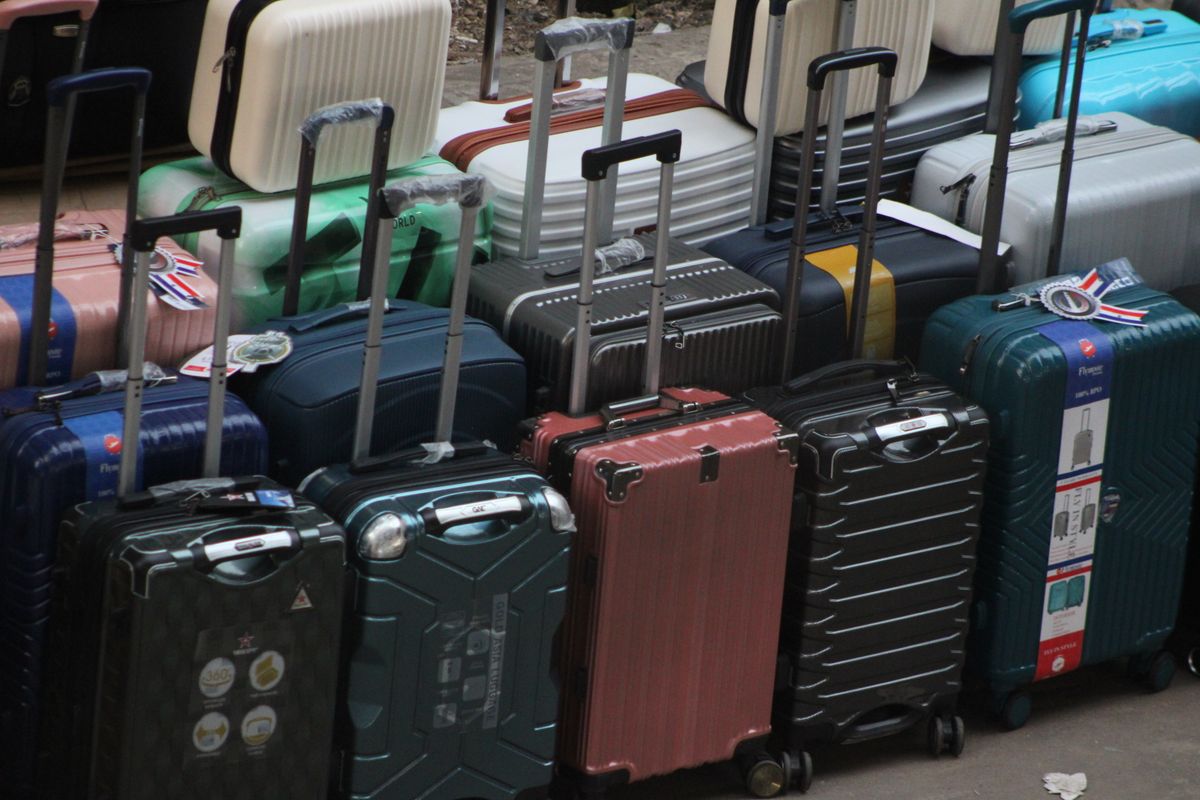 Carry-On Size Rules and Baggage Fees: What to Know Before You Fly