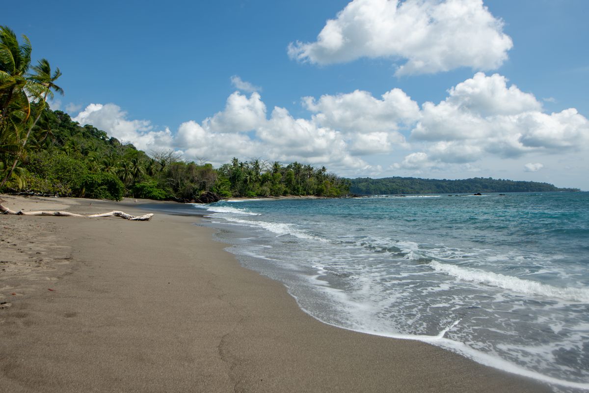 How to Book a Flight to Costa Rica