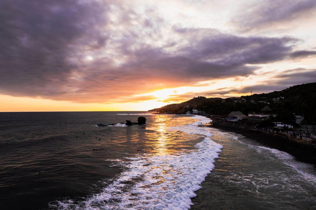 How to Book a Flight to El Salvador